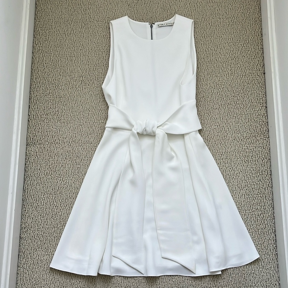 Alice & Olivia Off White Tie Front Dress